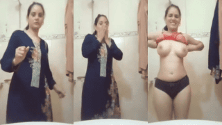Amateur Desi Hd Video | Shy Desi Woman Rushes to the Bathroom, S